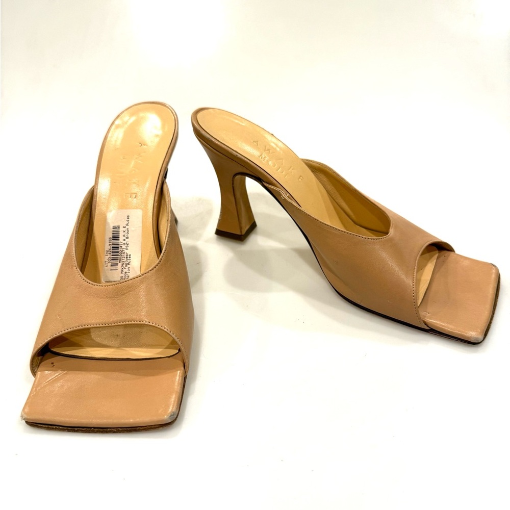 A.W.A.K.E. Mode Marion Tan Leather Square Toe Kitten Heel | Size 39